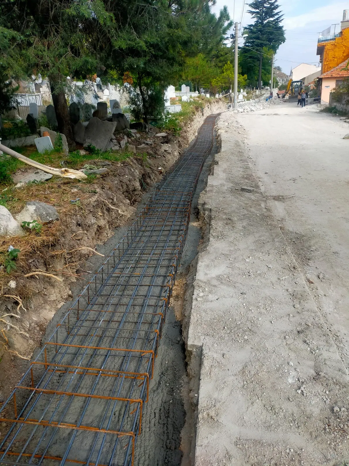 Kütahya Belediyesi 7 Adet mezarlık yapım işi thumbnail 12