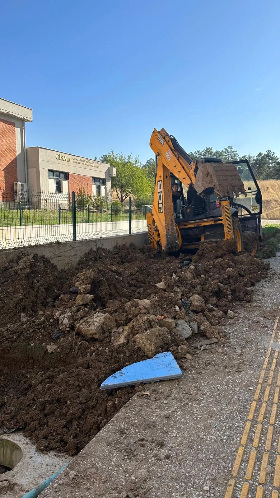 ODTÜ Eğitim Fakültesi Ek Bina Tadilat İşi thumbnail 7