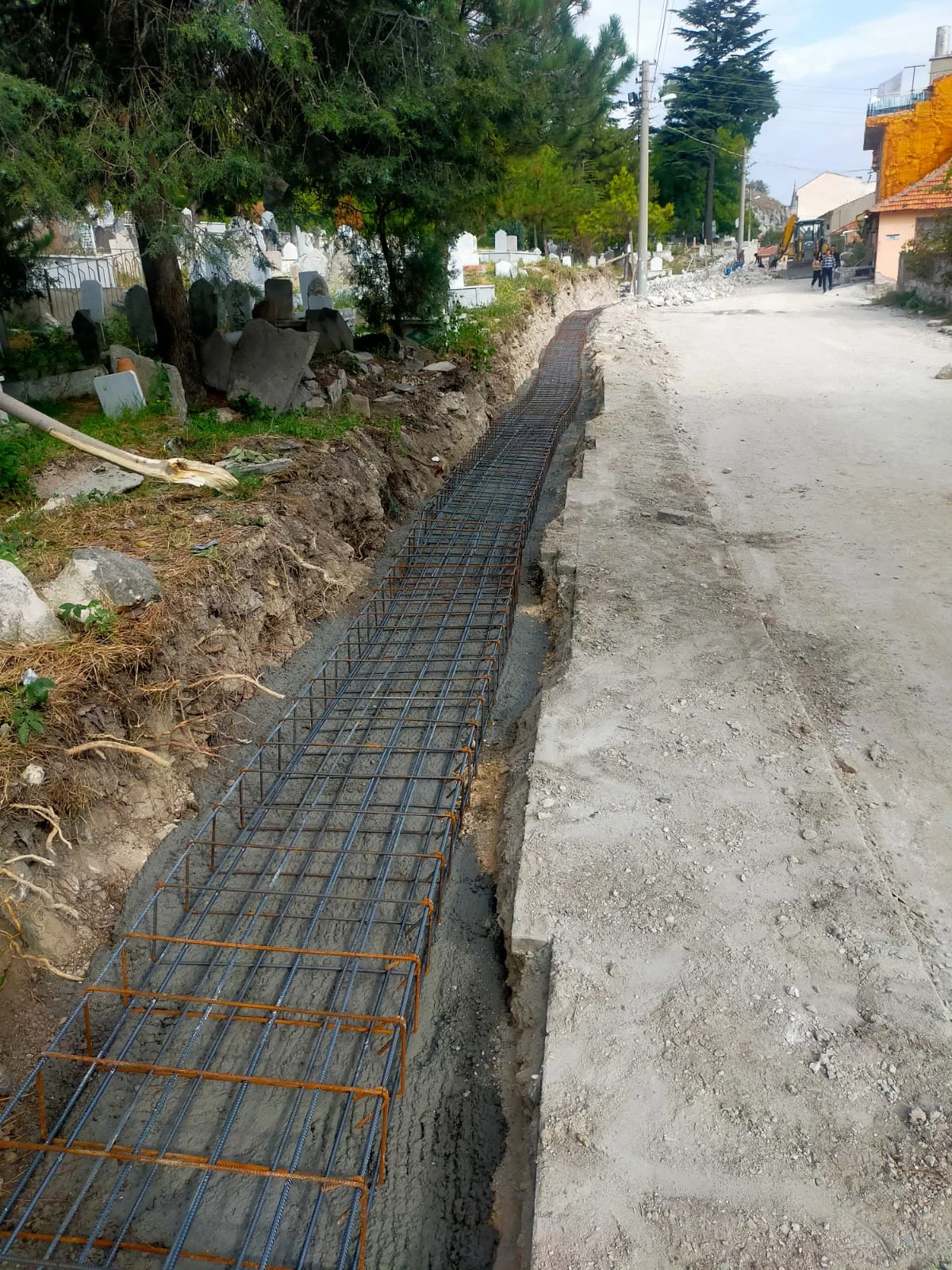Kütahya Belediyesi 7 Adet mezarlık yapım işi thumbnail 12